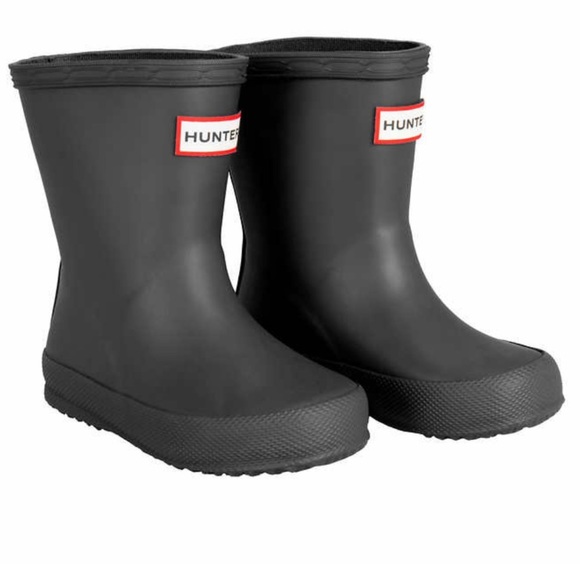 Hunter Other - New in box kids Hunter Boots size 7/8 black matte color